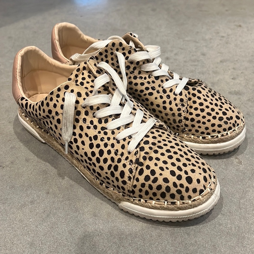Ccocci Lucia size 9 lightly worn